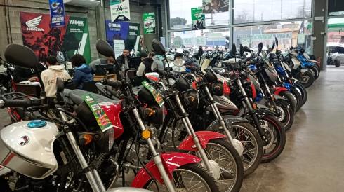 ¡Llega la revancha a Banda del Río Salí! Yuhmak liquida todo al costo: Motos y Hogar en 24 cuotas 